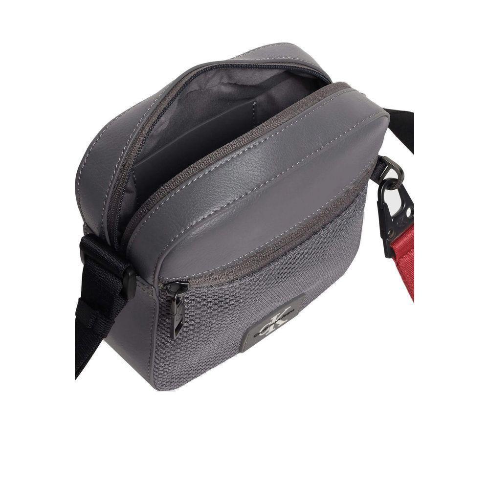 Calvin Klein Jeans Gray Recycled Polyester Messenger Bag CAKLJE-13336300136