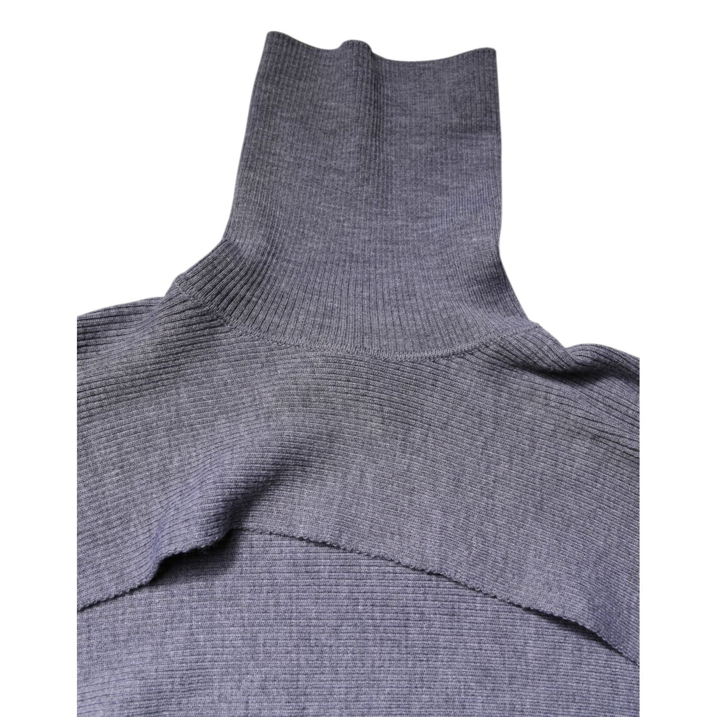 Dolce & Gabbana Gray Wool Knit Turtleneck Cropped Top Sweater TSH90383-40