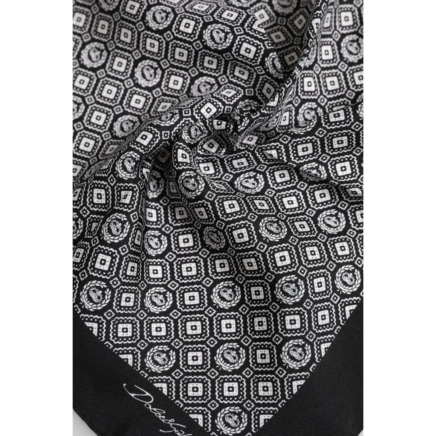 Dolce & Gabbana Black White Patterned Square Foulard Scarf MS7558