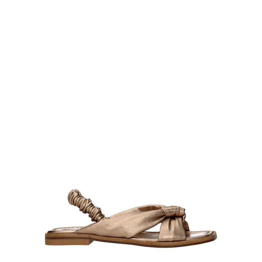 Stuart Weitzman Gold Leather Flat Sandals ST-8547212361993-EU36.5/US6.5