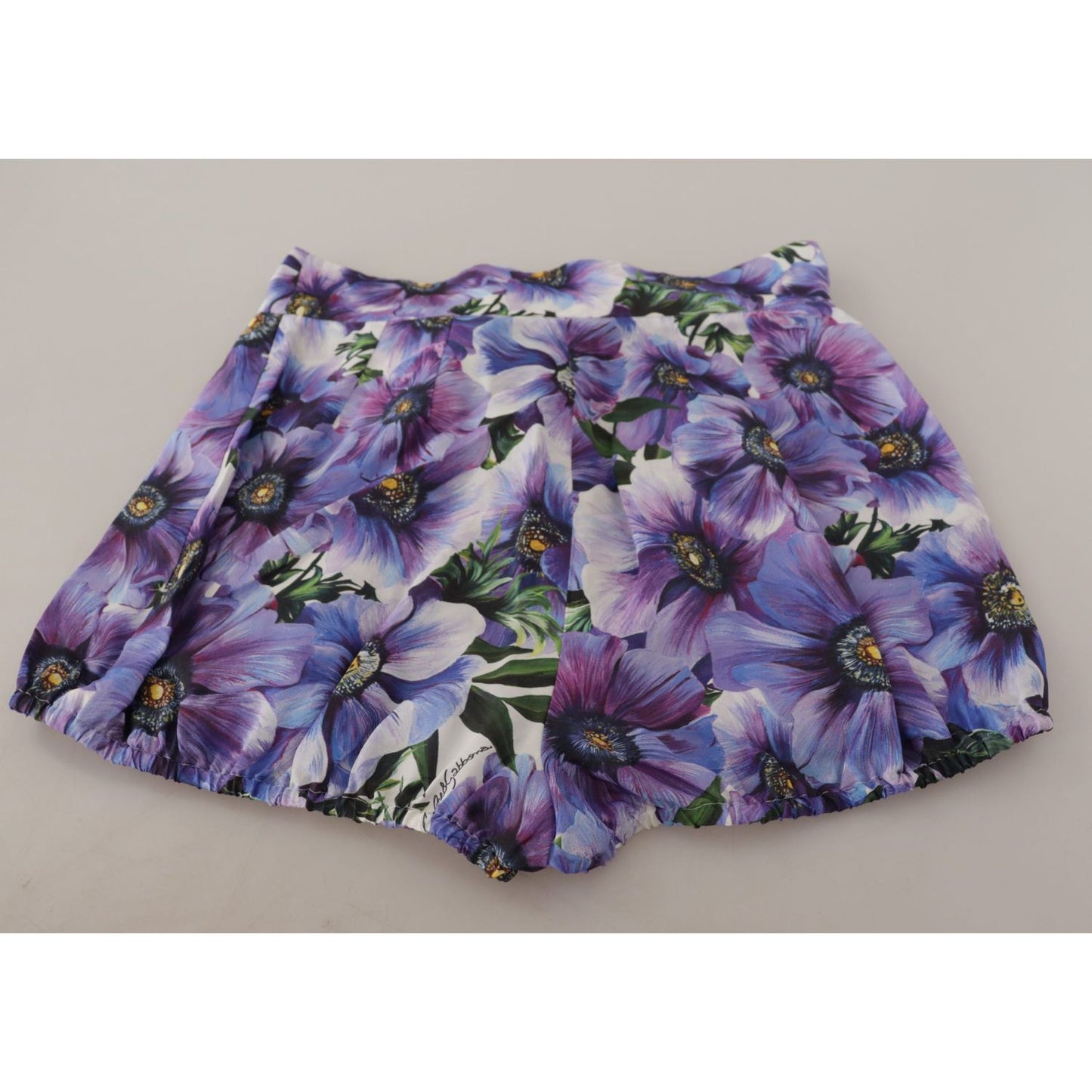 Dolce & Gabbana Elegant Floral High Waist Designer Shorts 1728,40% Silk,67345645728,Clothing,Dolce & Gabbana,IT42|M,Material: 60% Viscose,New with tags,Purple,Shorts - Women - Clothing,Women,Women - Clothing Dolce & Gabbana SKI1837- 42