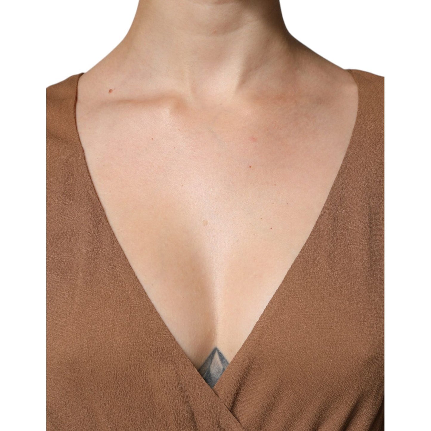 Fabiana Filippi Brown Sleeveless Deep V-neck A-line Long Maxi Dress 1728,67345645728,Brown,Clothing,Dresses - Women - Clothing,Fabiana Filippi,IT40|S,Material: 57% Acetate 43% Silk,Preowned / Defect,Women,Women - Clothing Fabiana Filippi DR281415-40