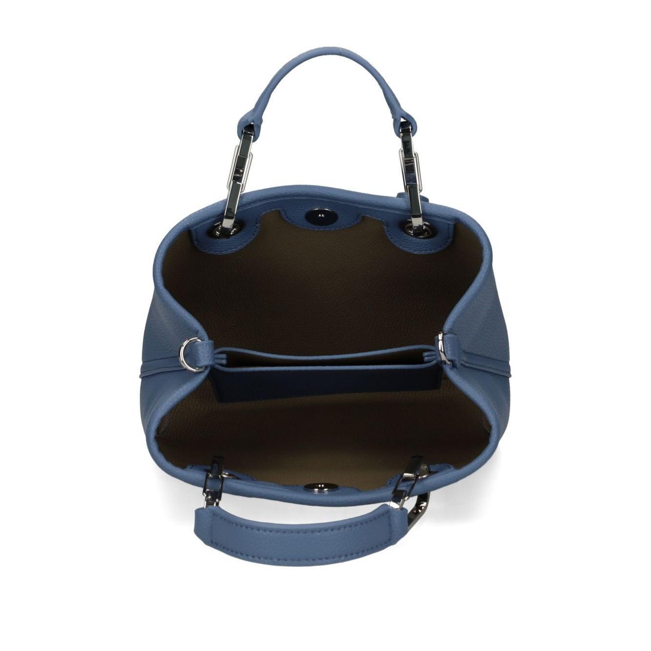 Front view with bag zipped and handles upright.