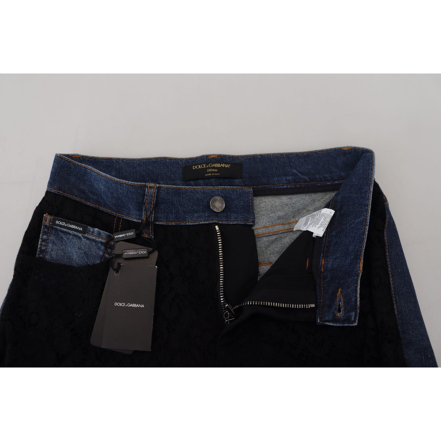 بنطلون جينز أنيق من دولتشي آند غابانا بجزء أمامي من الدانتيل مزين بالزهور