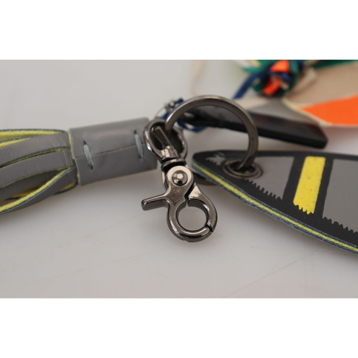 别致多彩的钥匙扣和包包挂饰