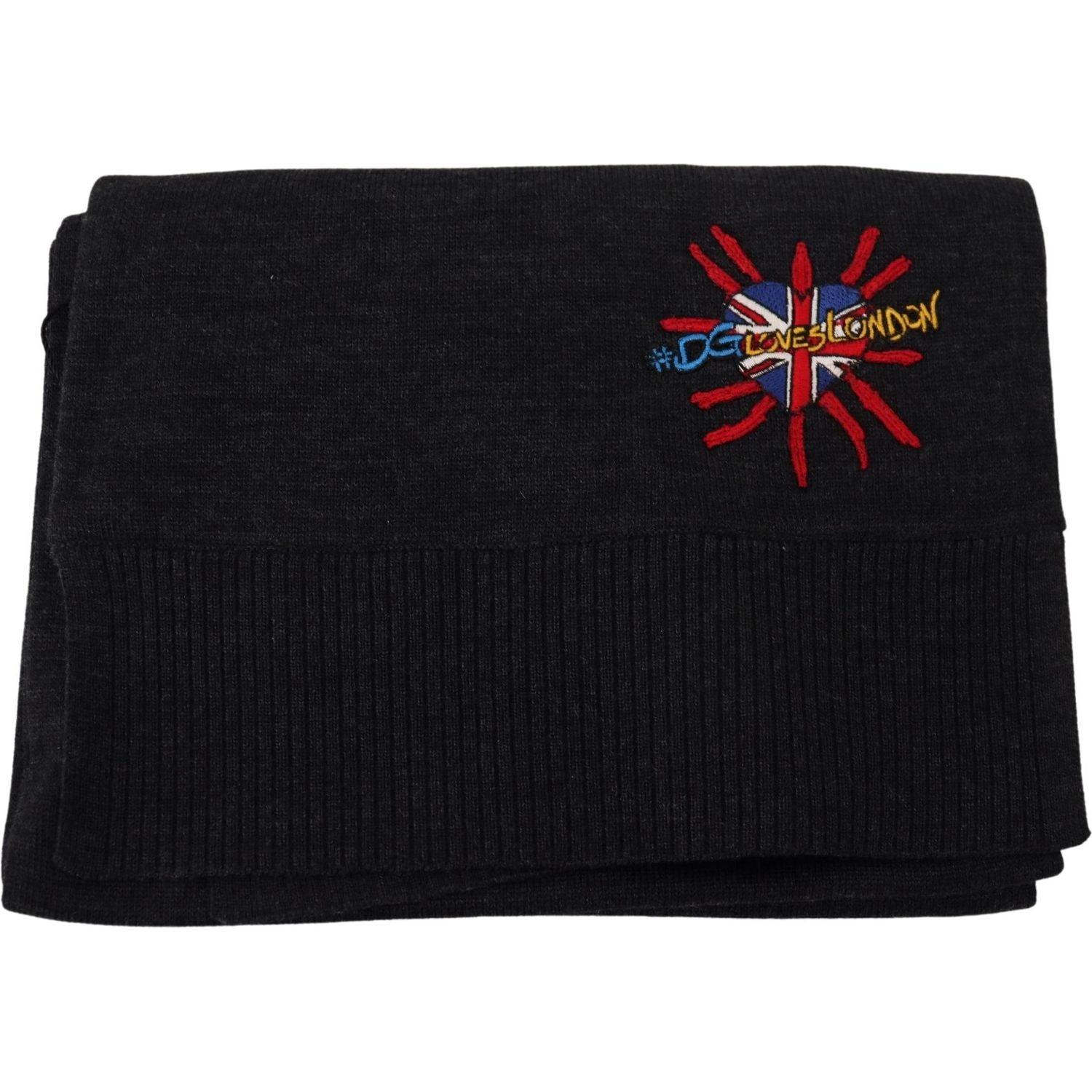 优雅的黑色羊毛围巾