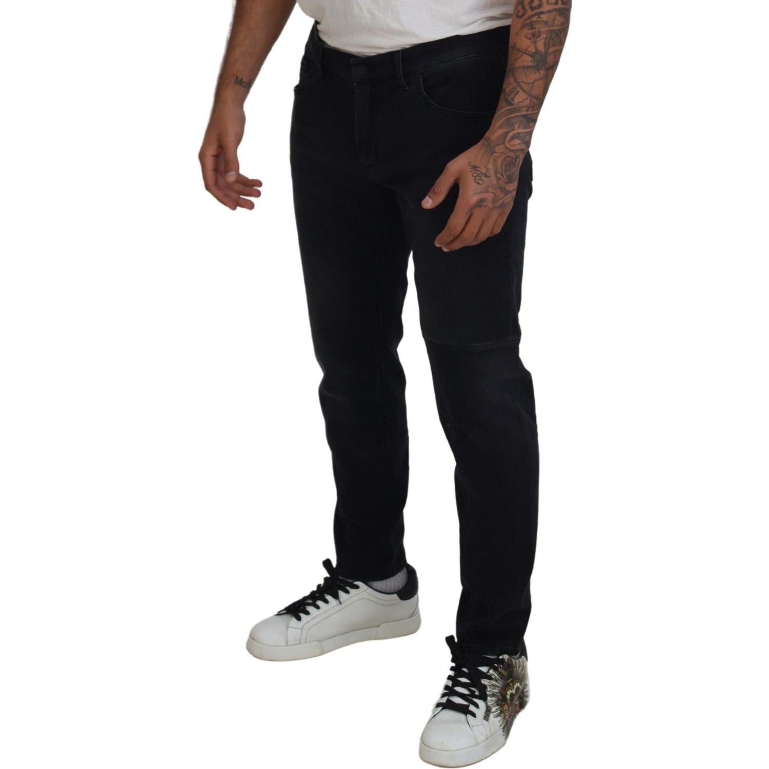 时尚黑色紧身牛仔裤