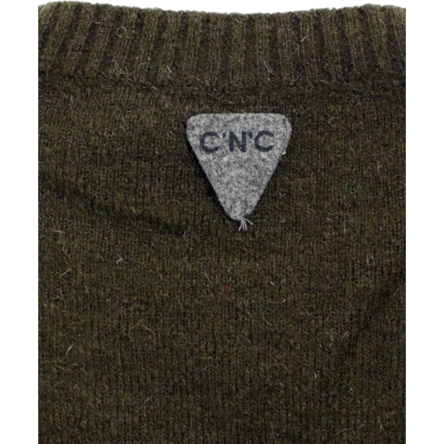 سترة صوفية مخططة أنيقة ذات رقبة دائرية من زي وطني