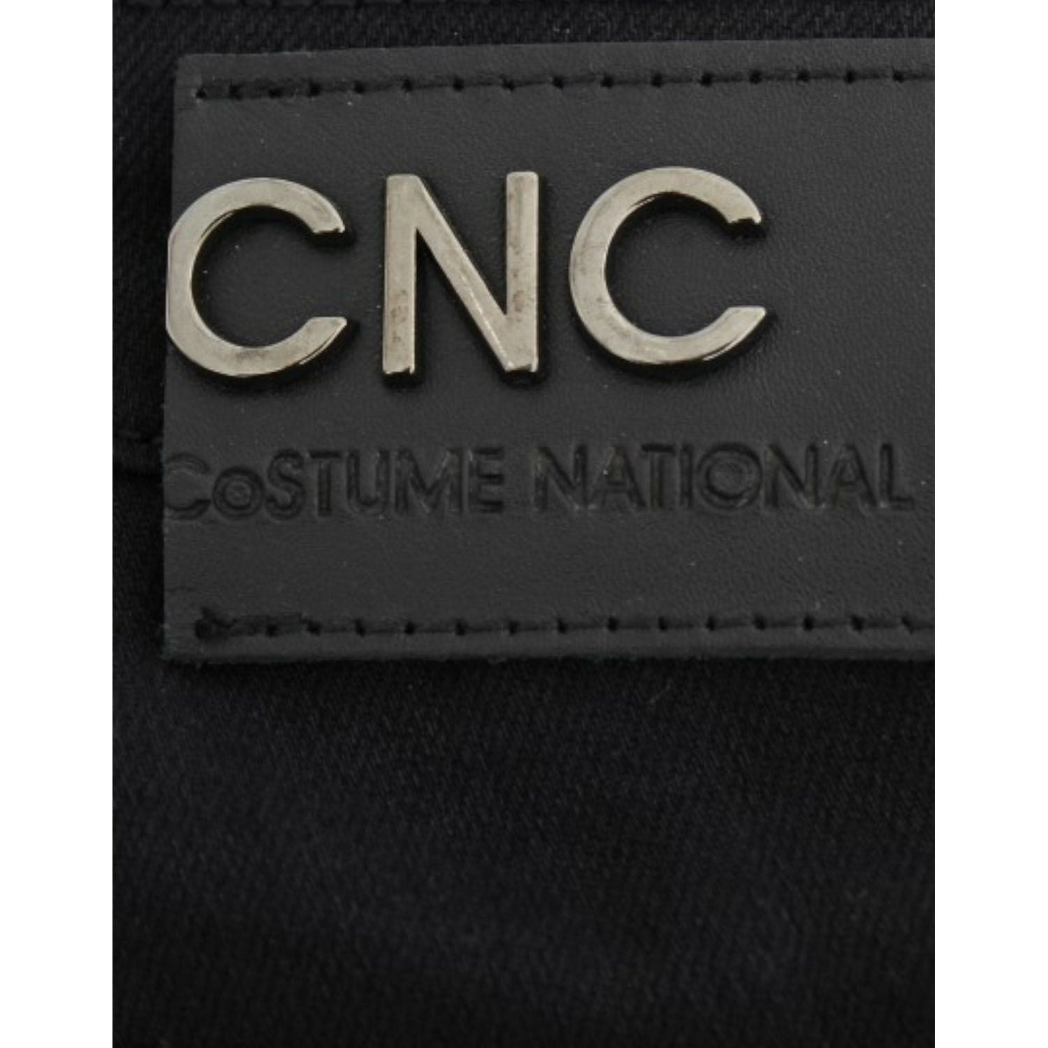 بنطلون جينز أسود أنيق بقصة مستقيمة من مجموعة Costume National