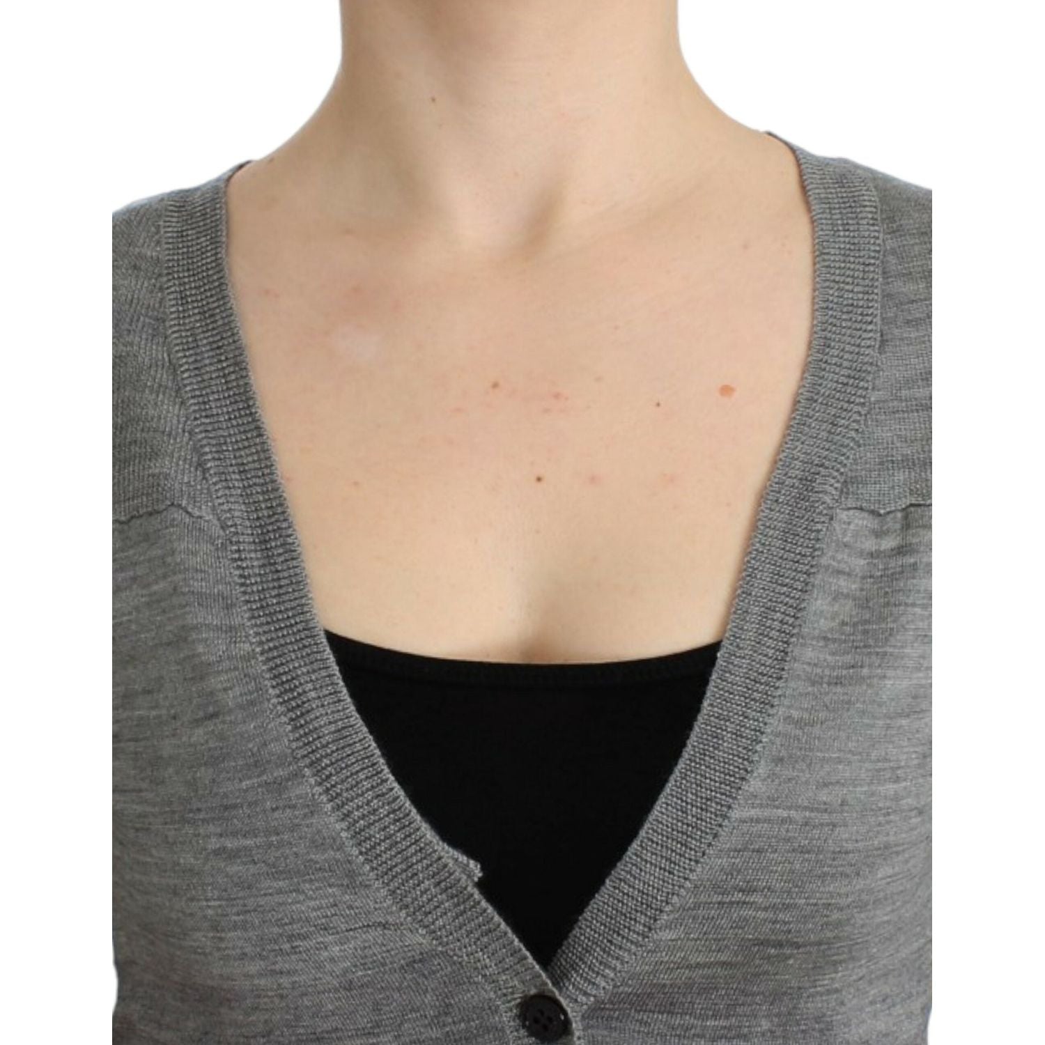 优雅灰色腈纶羊毛开衫