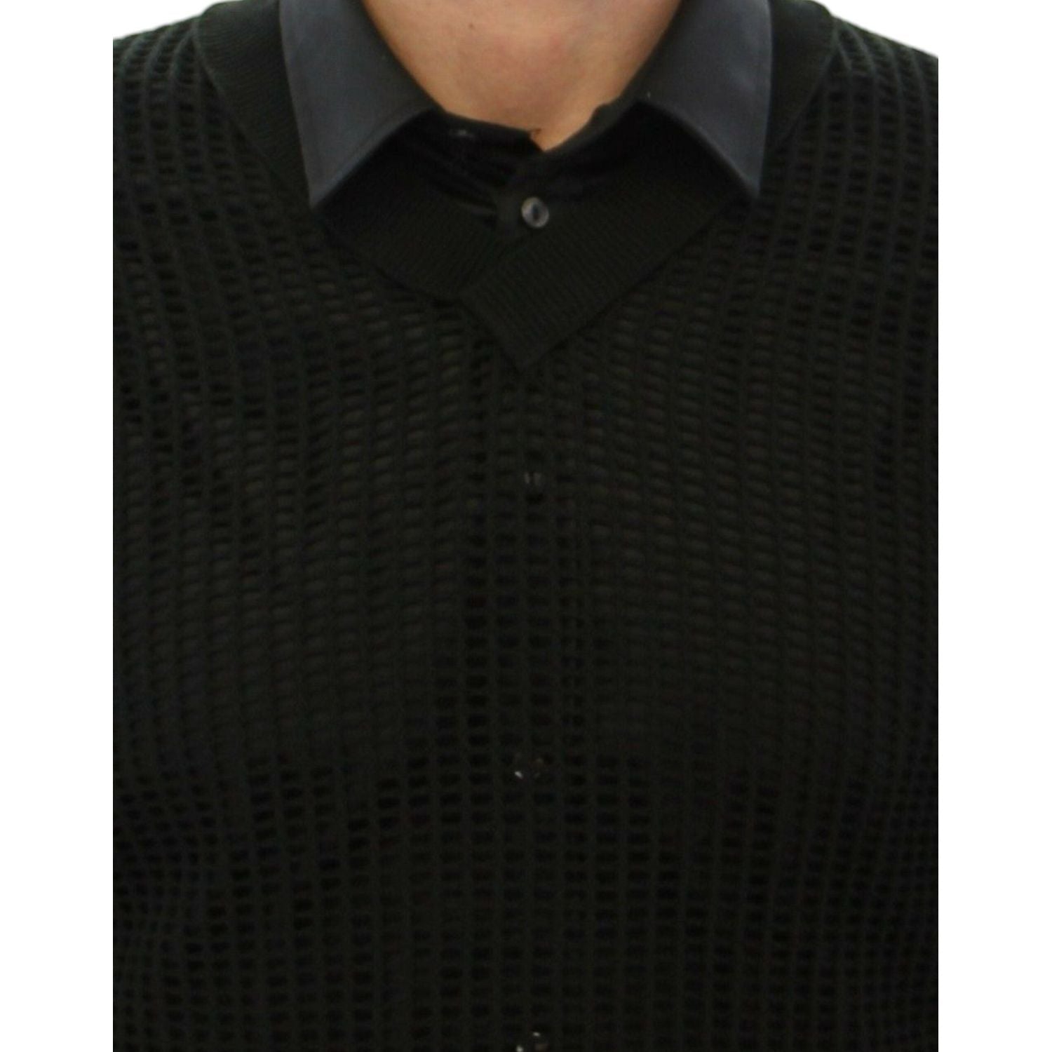 سترة محبوكة أنيقة بفتحة رقبة على شكل حرف V باللون الأخضر الداكن من دولتشي آند غابانا