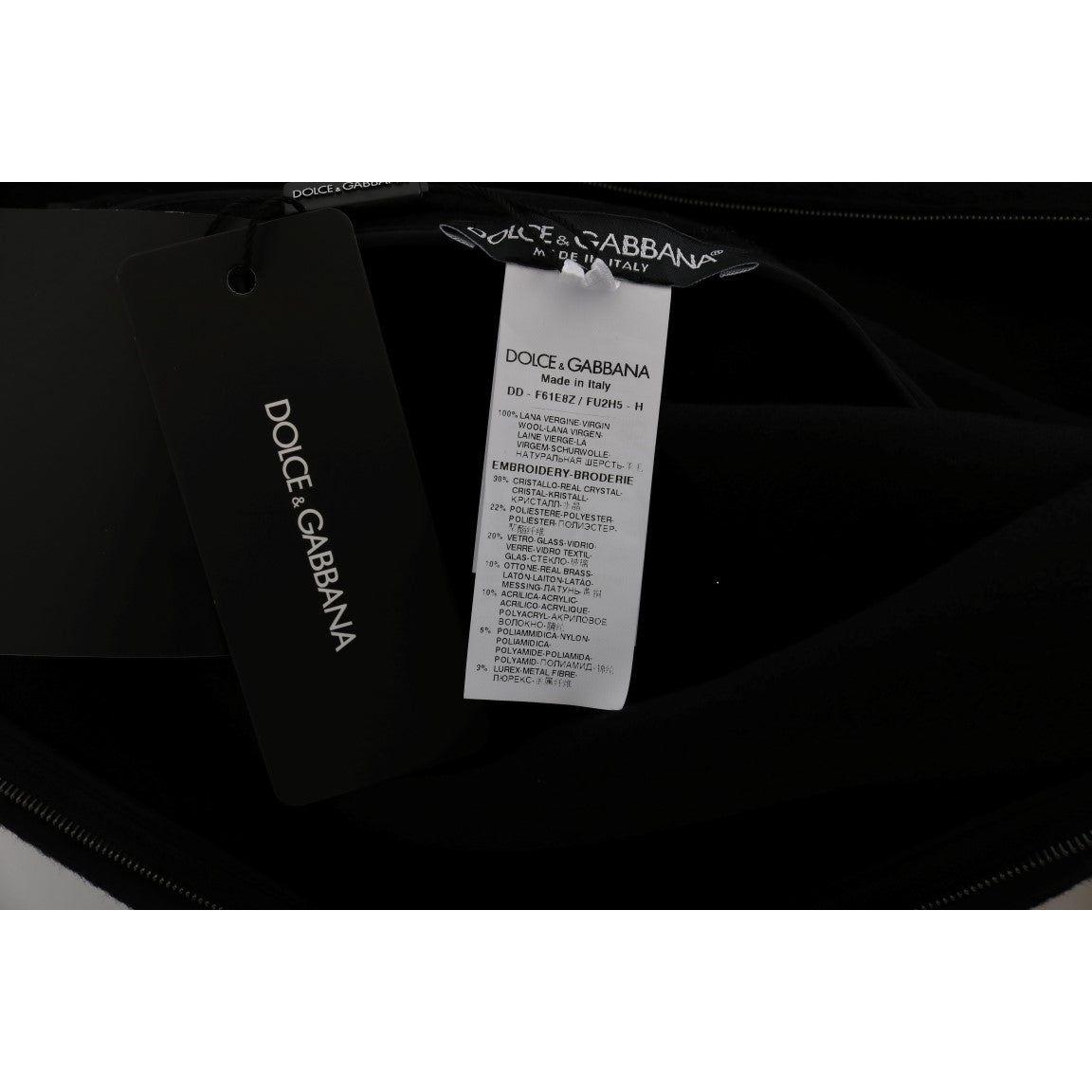فستان أميرة من الصوف الأسود من دولتشي آند غابانا