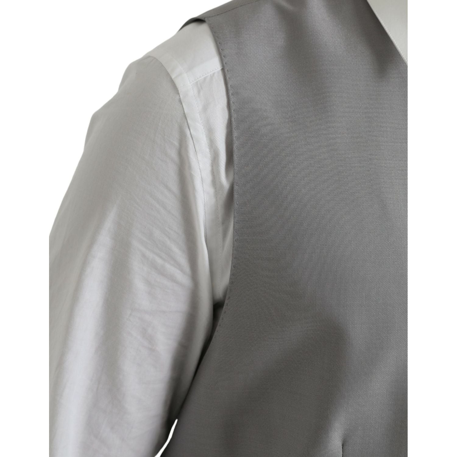 سترة رسمية من الصوف باللون الرمادي الفاتح من دولتشي آند غابانا