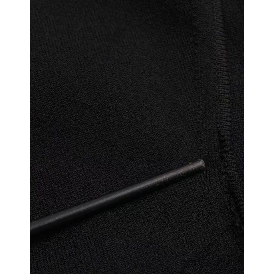 فستان دولتشي آند غابانا الأسود المصنوع من الفيسكوز بدون أكمام وذو قصة ضيقة