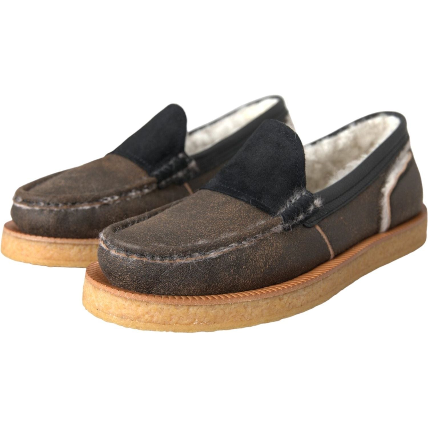 حذاء رجالي من دولتشي آند غابانا مصنوع من الجلد باللون البني والأسود