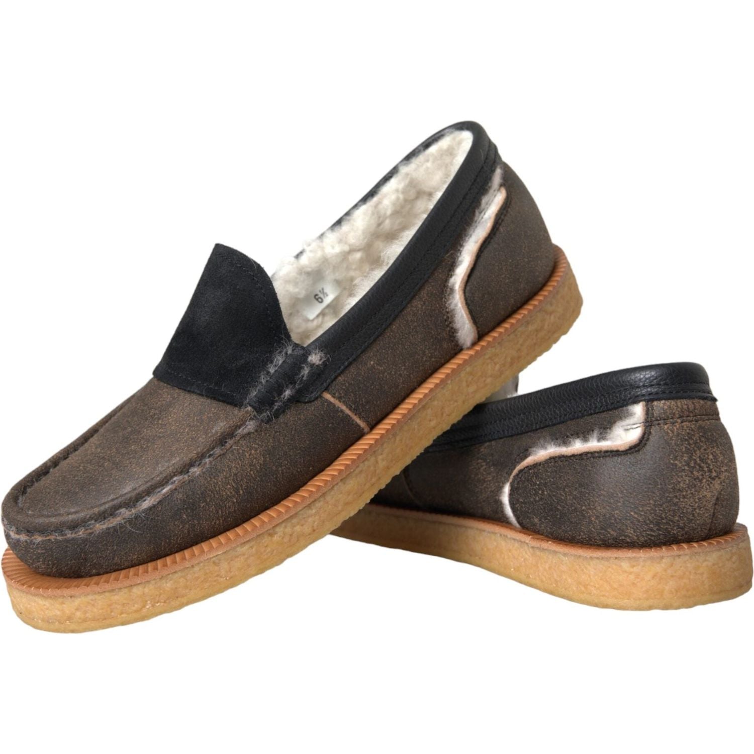 حذاء رجالي من دولتشي آند غابانا مصنوع من الجلد باللون البني والأسود