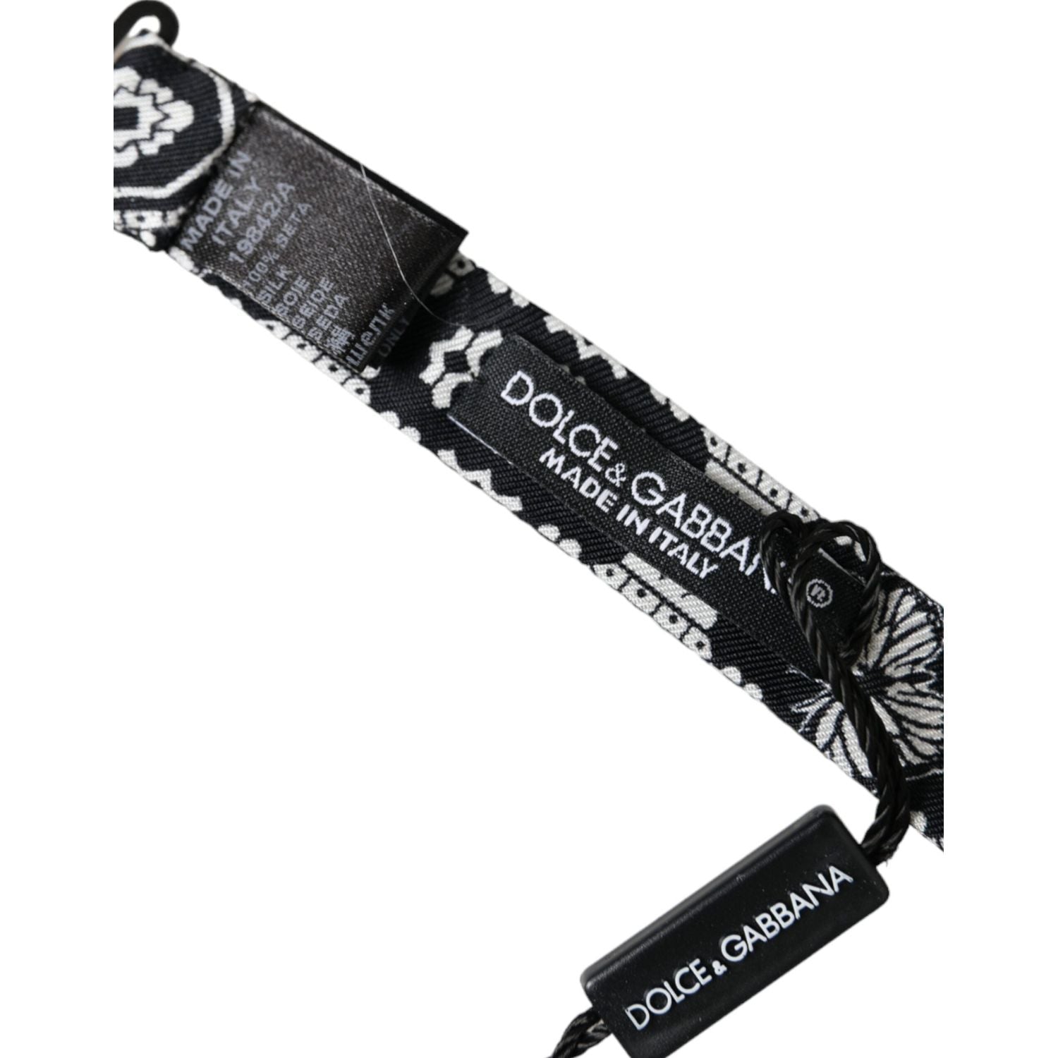 ربطة عنق قابلة للتعديل للرجال من دولتشي آند غابانا مطبوعة باللونين الأسود والأبيض