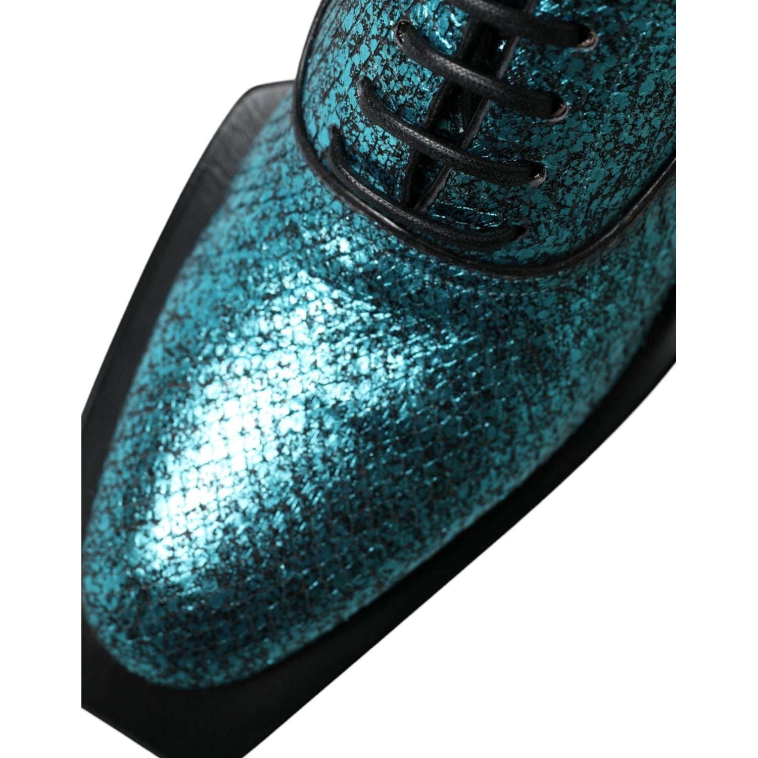 حذاء رسمي من الجلد باللون الأزرق من دولتشي آند غابانا بكعب سميك