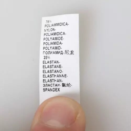 ملابس سباحة دولتشي آند غابانا بنقاط سوداء وجزء سفلي من بيكيني للشاطئ