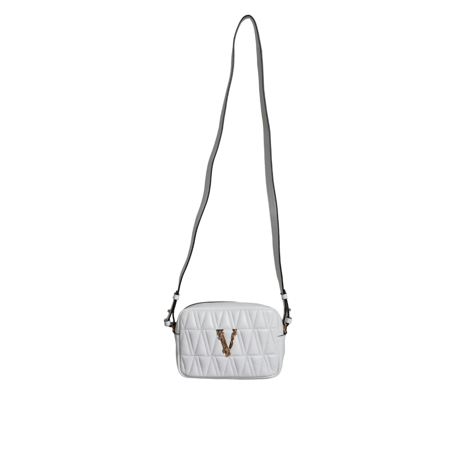 Front view with bag zipped and handles upright.