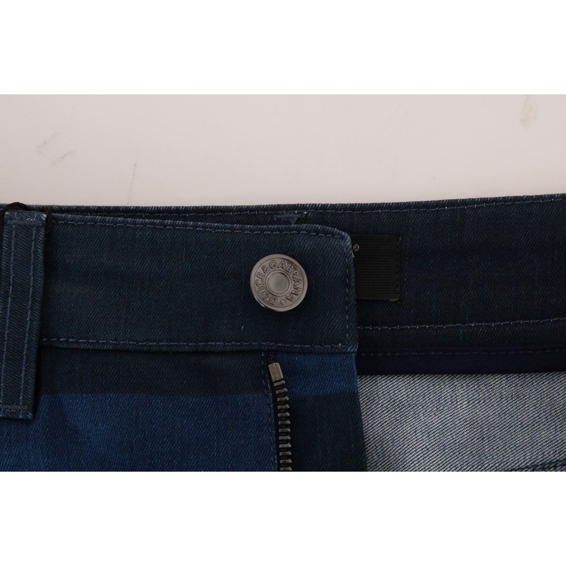 别致的蓝色牛仔迷你裙