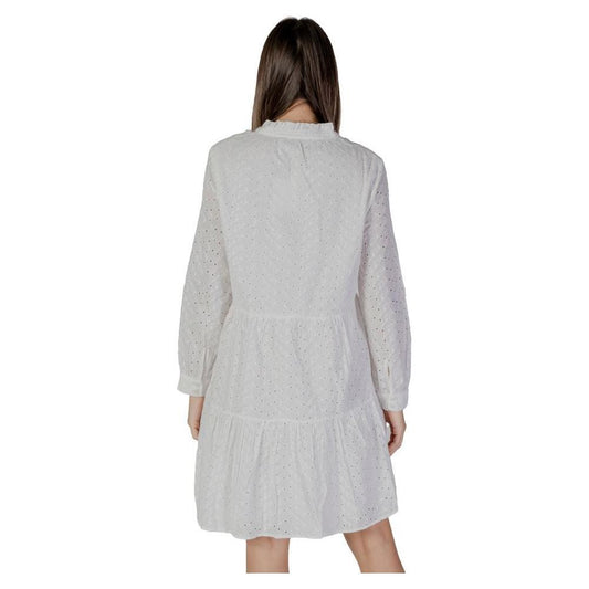 B.Young White Cotton Dress