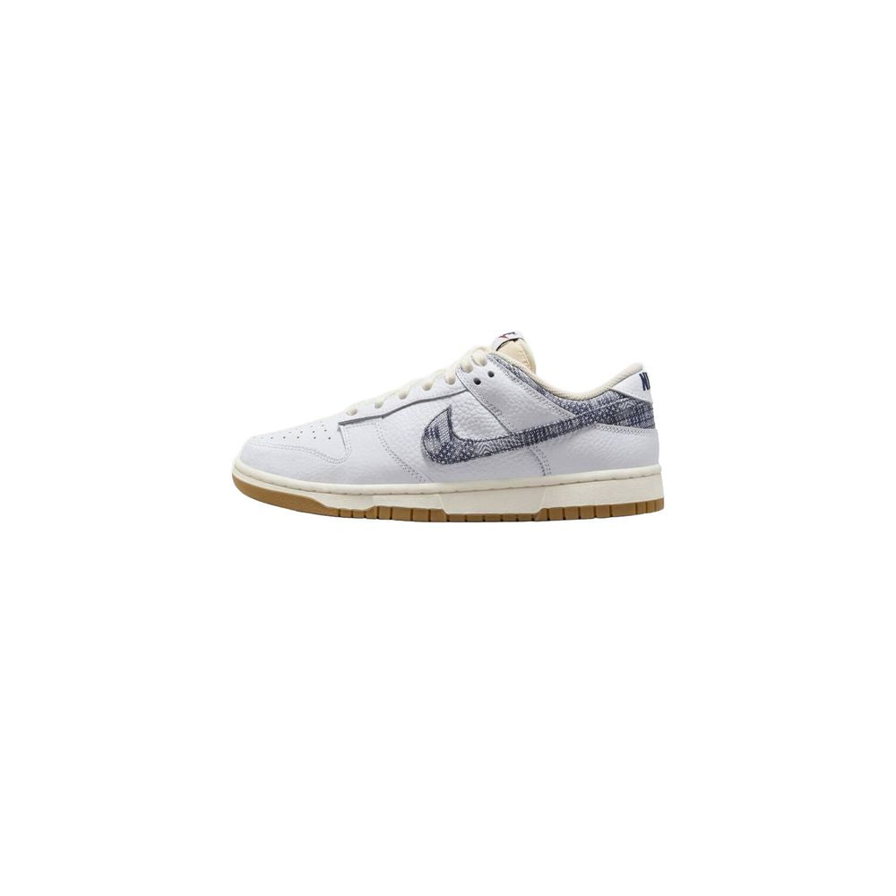 Nike Blue Leather Low Top Sneakers