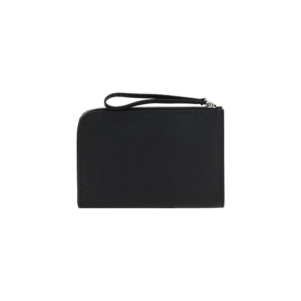 Front view with bag zipped and handles upright.