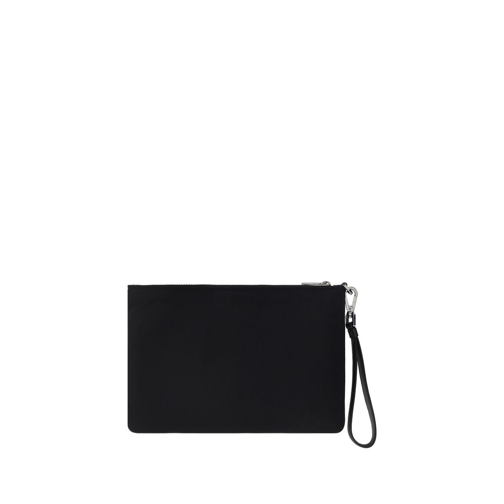Front view with bag zipped and handles upright.