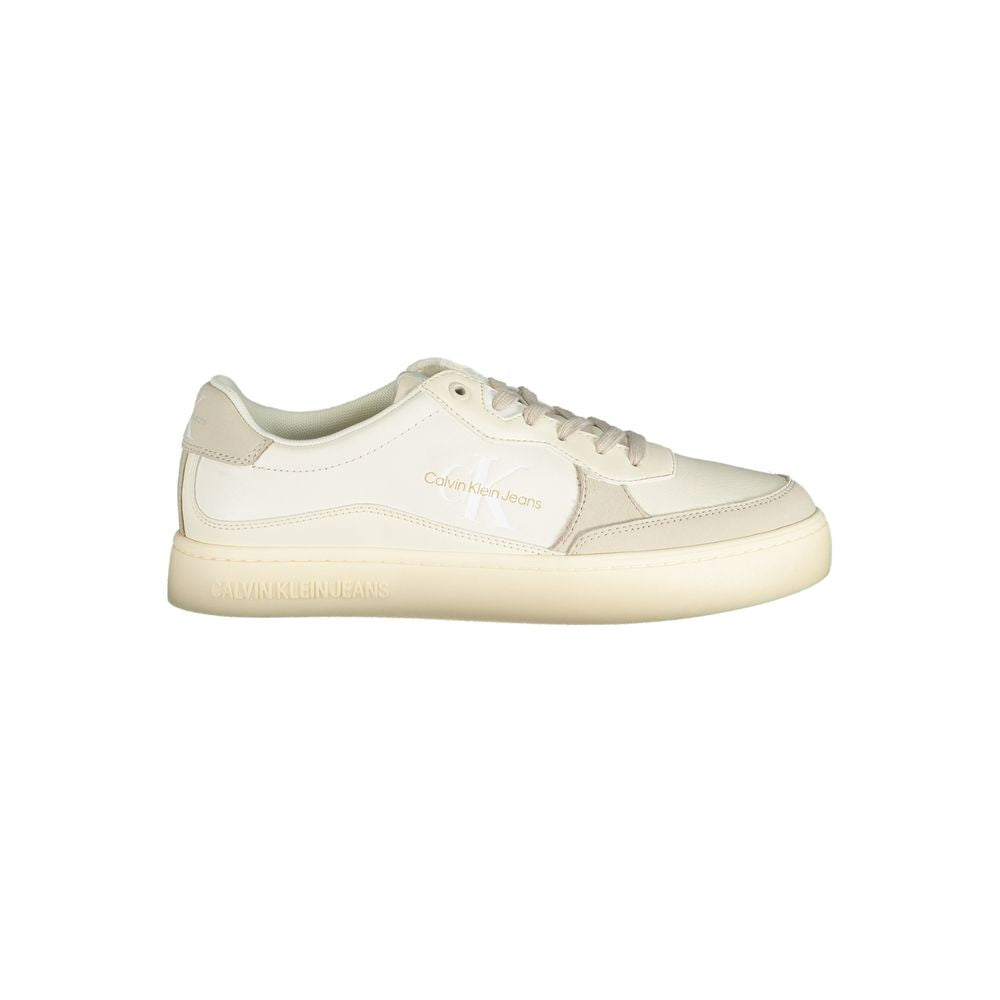 Calvin Klein Elegant White Sneakers with Contrast Accents CA-25089-EU40/US7
