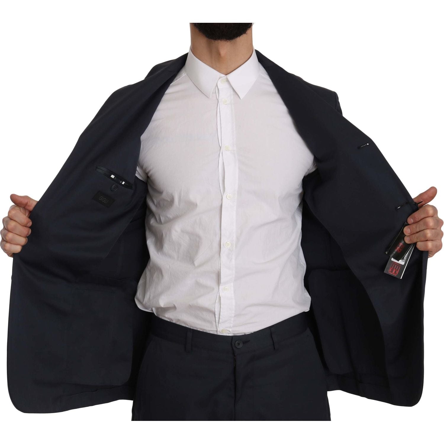 بدلة روميو جيجلي الأنيقة المكونة من قطعتين باللون الأزرق