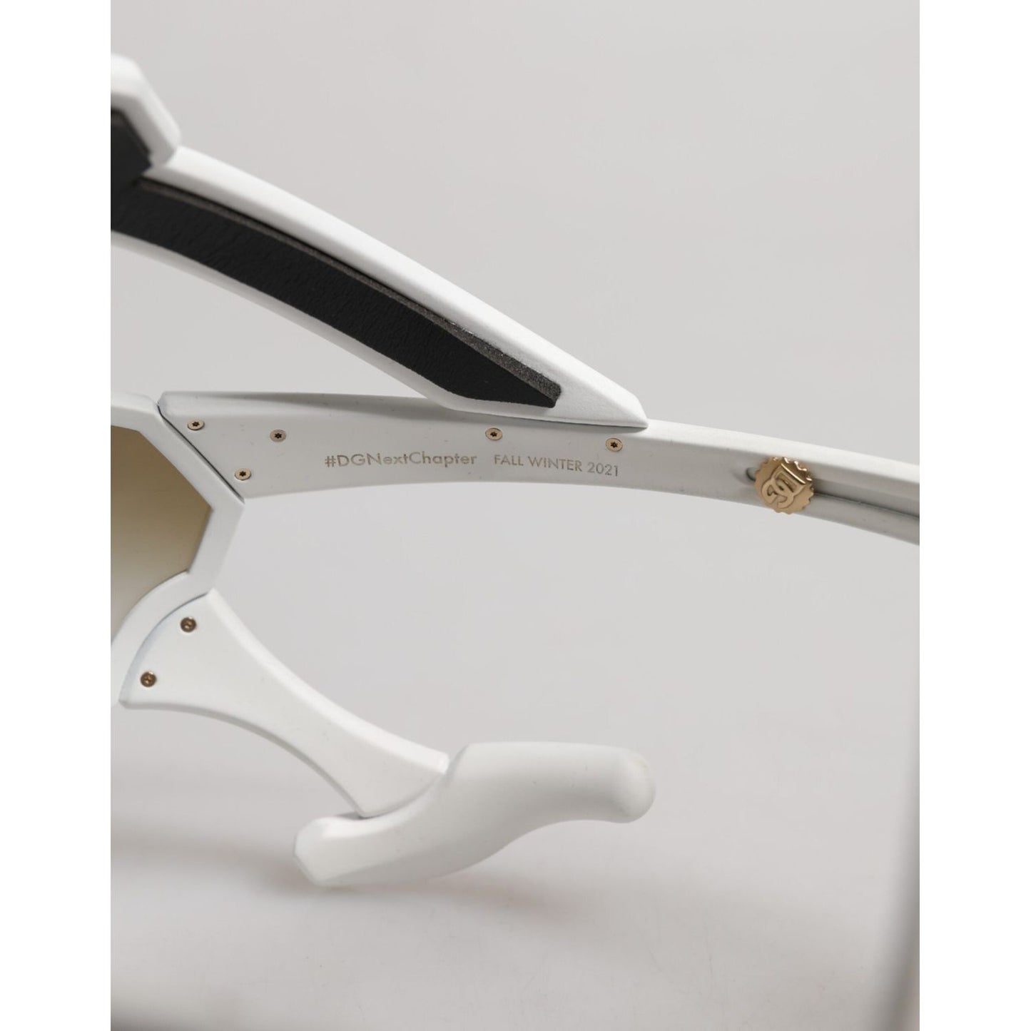 Dolce & Gabbana White Acetate Next Generation Mask Eyewear Sunglasses GLA1377
