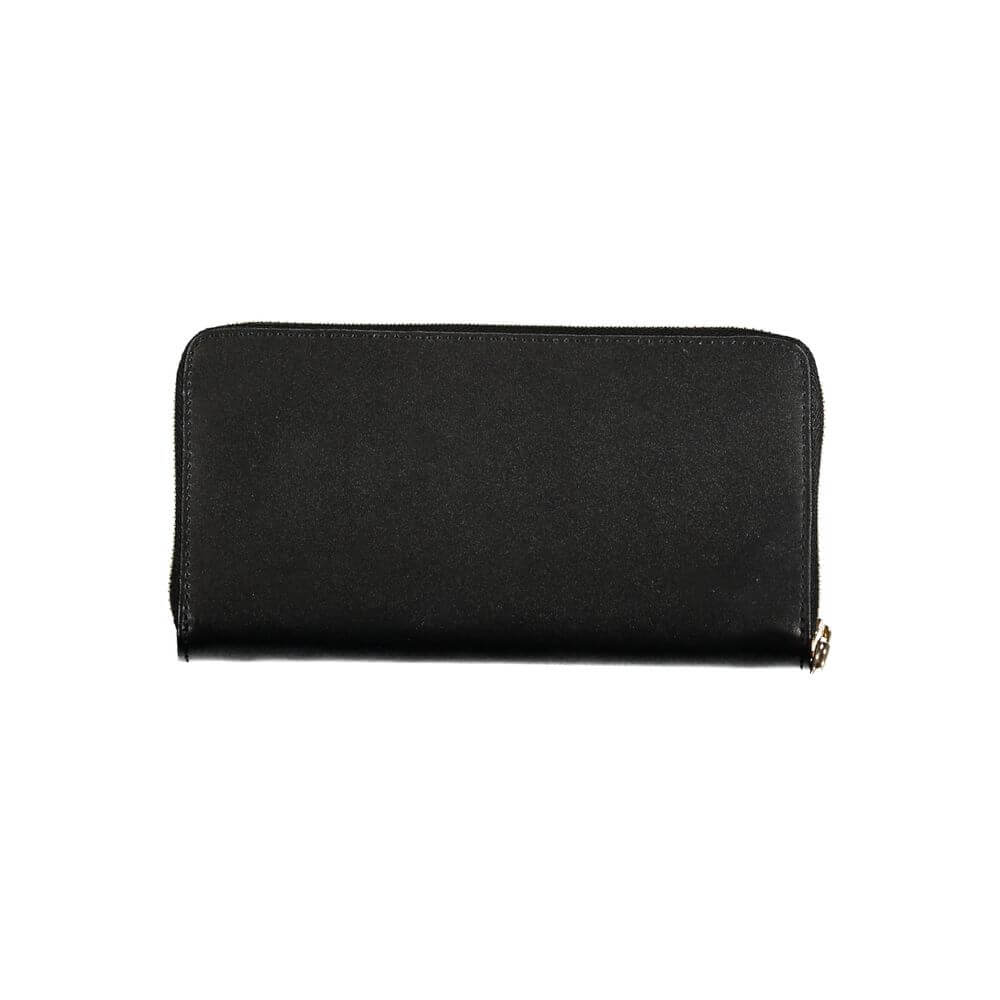 Patrizia Pepe Black Leather Wallet with zip closure, 6 compartments, card spaces, and coin purse, showcasing brand logo.