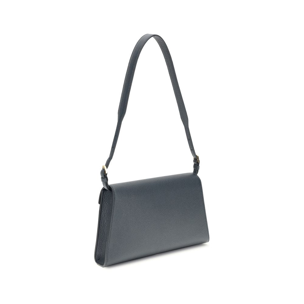 Front view with bag zipped and handles upright.