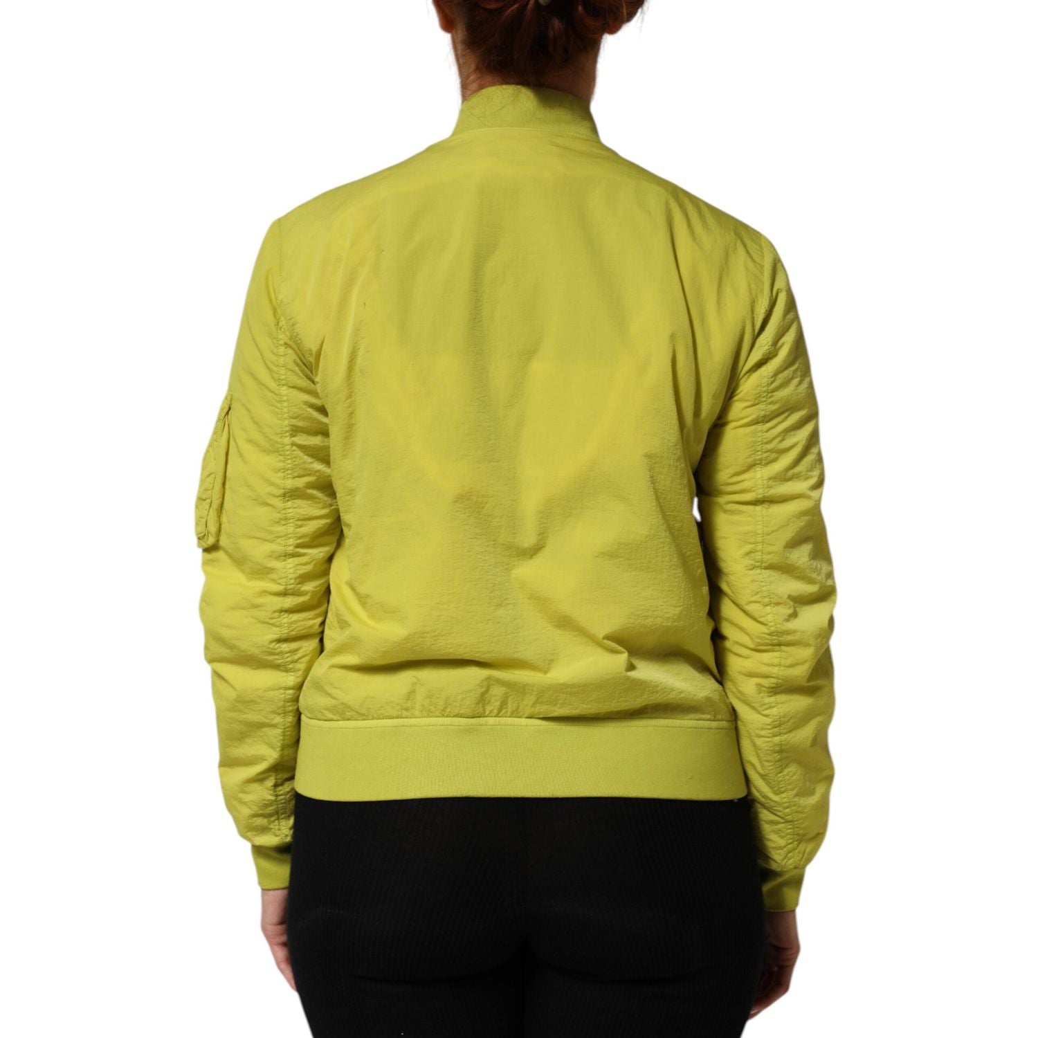 Front view with bag zipped and handles upright.