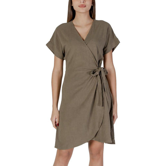 B.Young B.Young Green Viscose Dress BY-14885100149-34 | XXS 1728,34 | XXS,71956299936,B.Young,Clothing,Dresses - Women - Clothing,Green,IT36|XXS,IT38|XS,New with tags,Women,Women - Clothing
