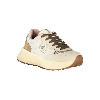 Blauer Beige Leather Women Sneaker with logo and contrasting details, stylish and durable sports shoe, side view on a white background.