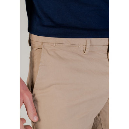 Close-up of Borghese Beige Cotton Skinny Pants showing slim-fit and comfortable design, ideal for casual and work occasions.