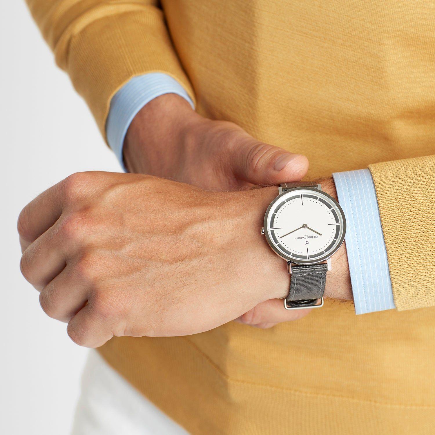 بيير كاردان مود. CBV-1024