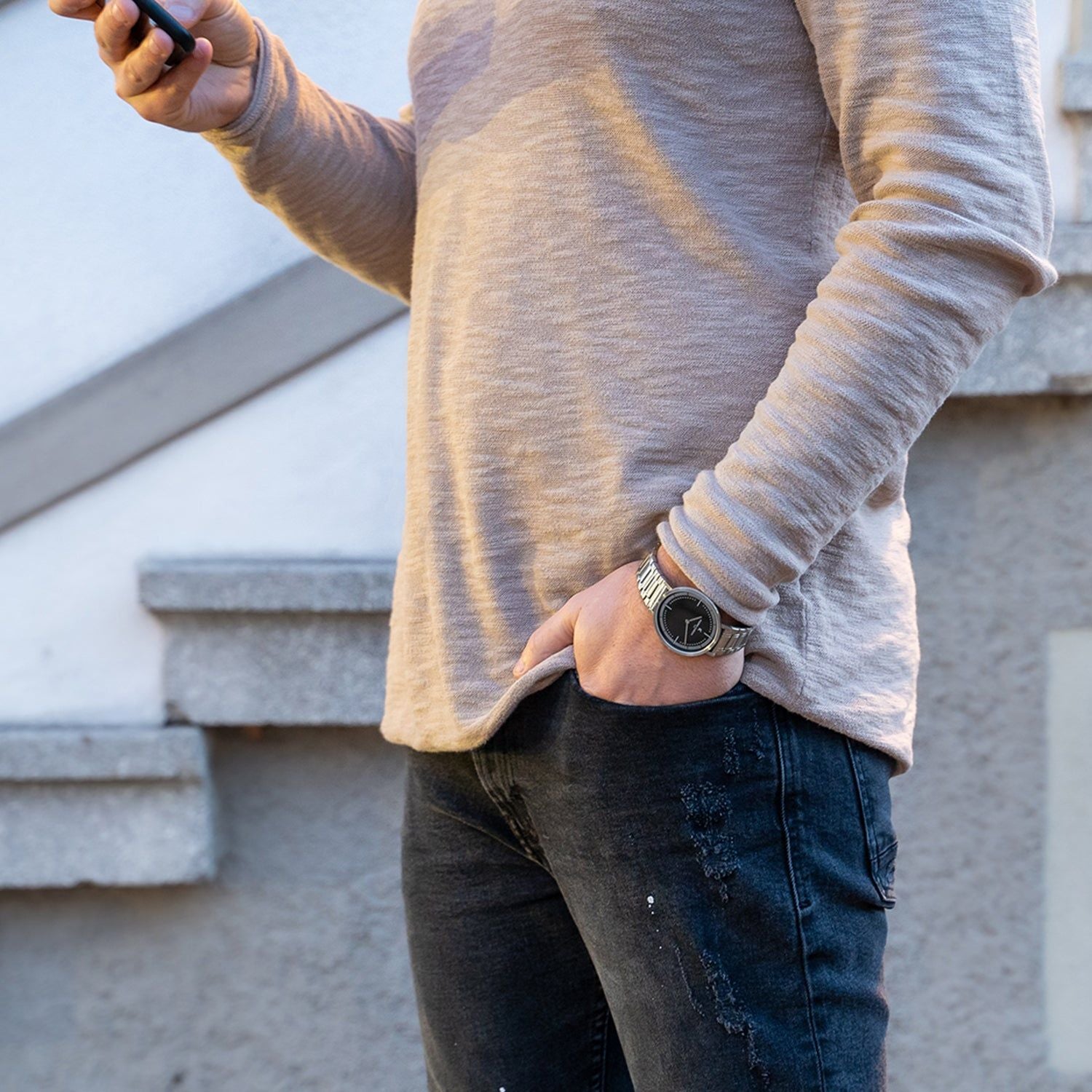 بيير كاردان مود. CBV-1028