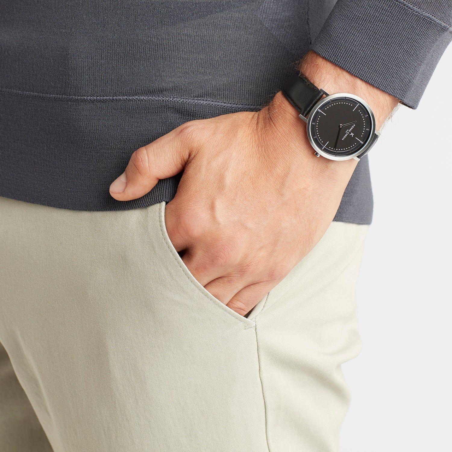 بيير كاردان مود. CBV-1029