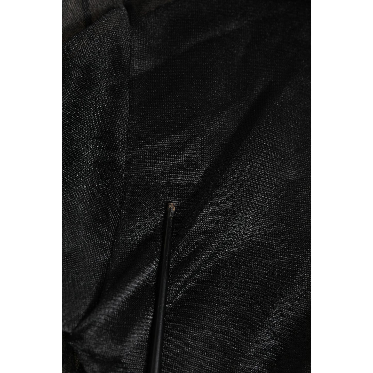 Close-up of Dolce & Gabbana Black Logo Polyester CrewNeck Sweatshirt Sweater fabric texture in premium polyester.