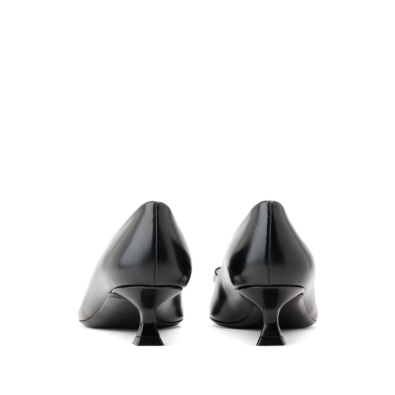 Ferragamo New Vara leather pumps