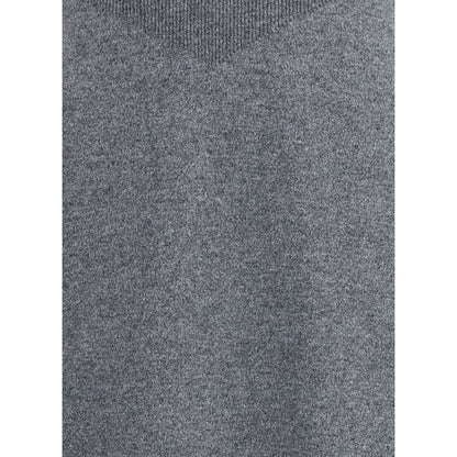 Detail of Givenchy Gray Cashmere Casual Dress texture showcasing soft knit design and refined elegance in a sophisticated pattern.