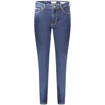Guess Jeans Blue Cotton Women Jean with classic five-pocket design and figure-hugging fit, front view.