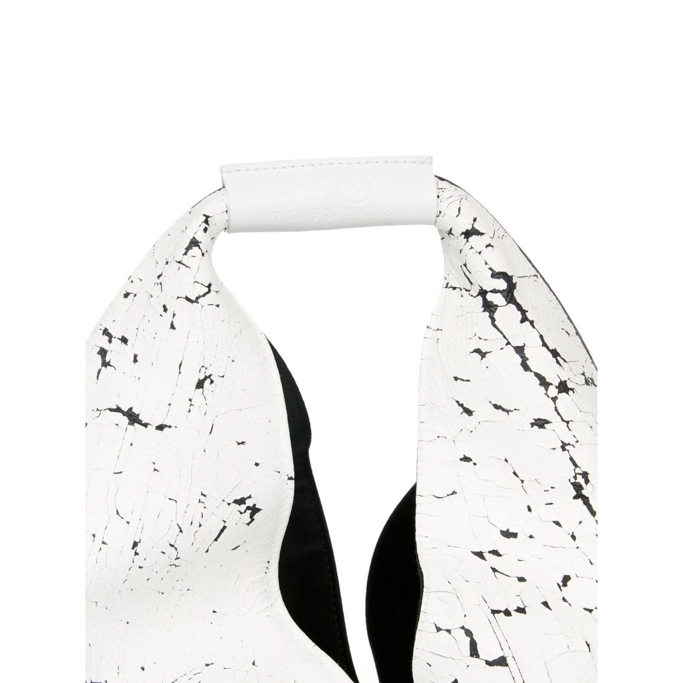 Front view with bag zipped and handles upright.