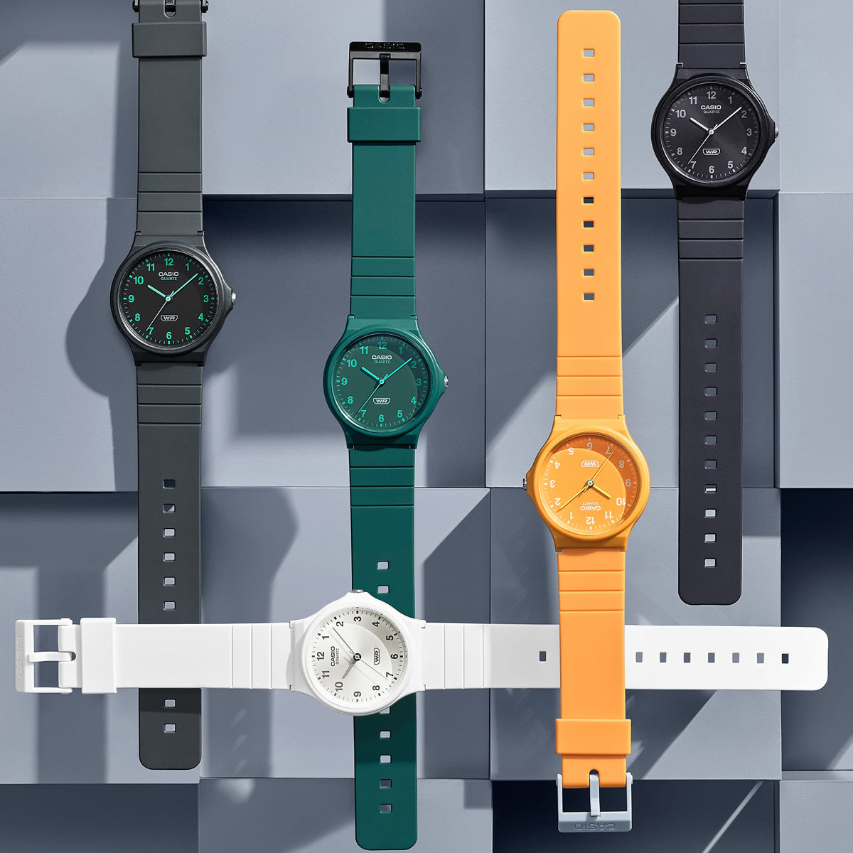 CASIO COLLECTION SERIE POP - BLACK WATCHES