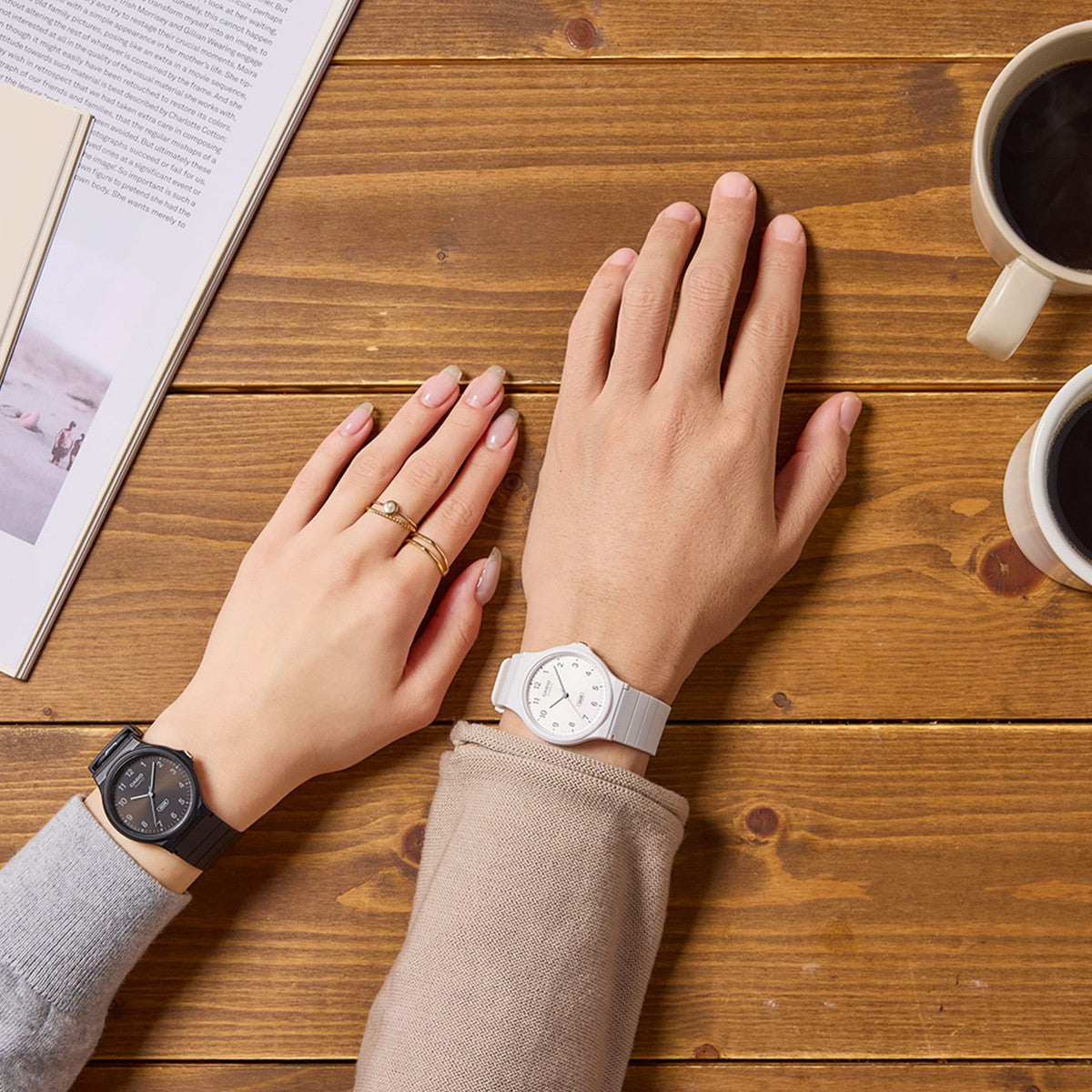 CASIO COLLECTION SERIE POP - BLACK WATCHES