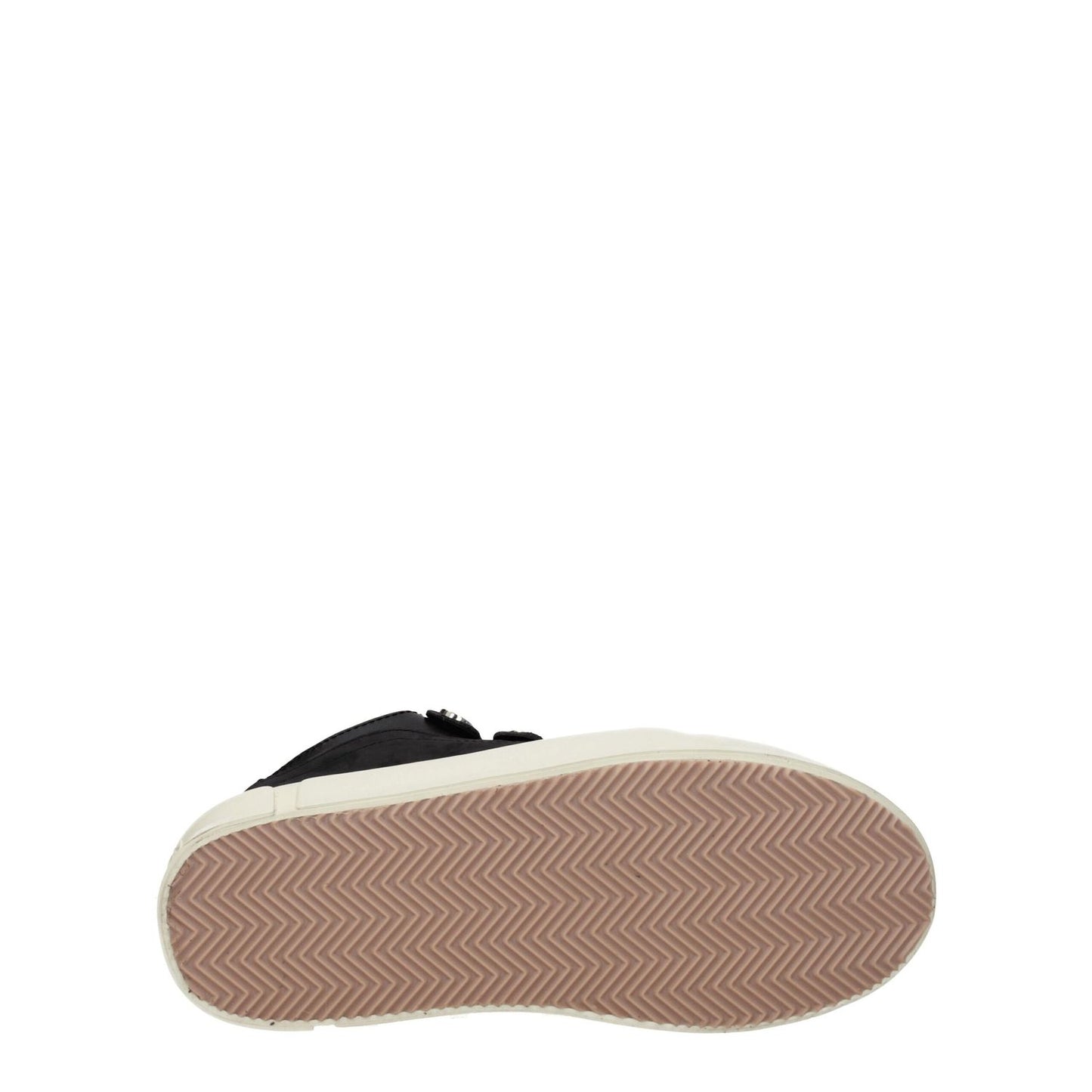 Sole view of Marcelo Burlon Black Leather Low Top Sneakers with rubber sole and vintage effect.