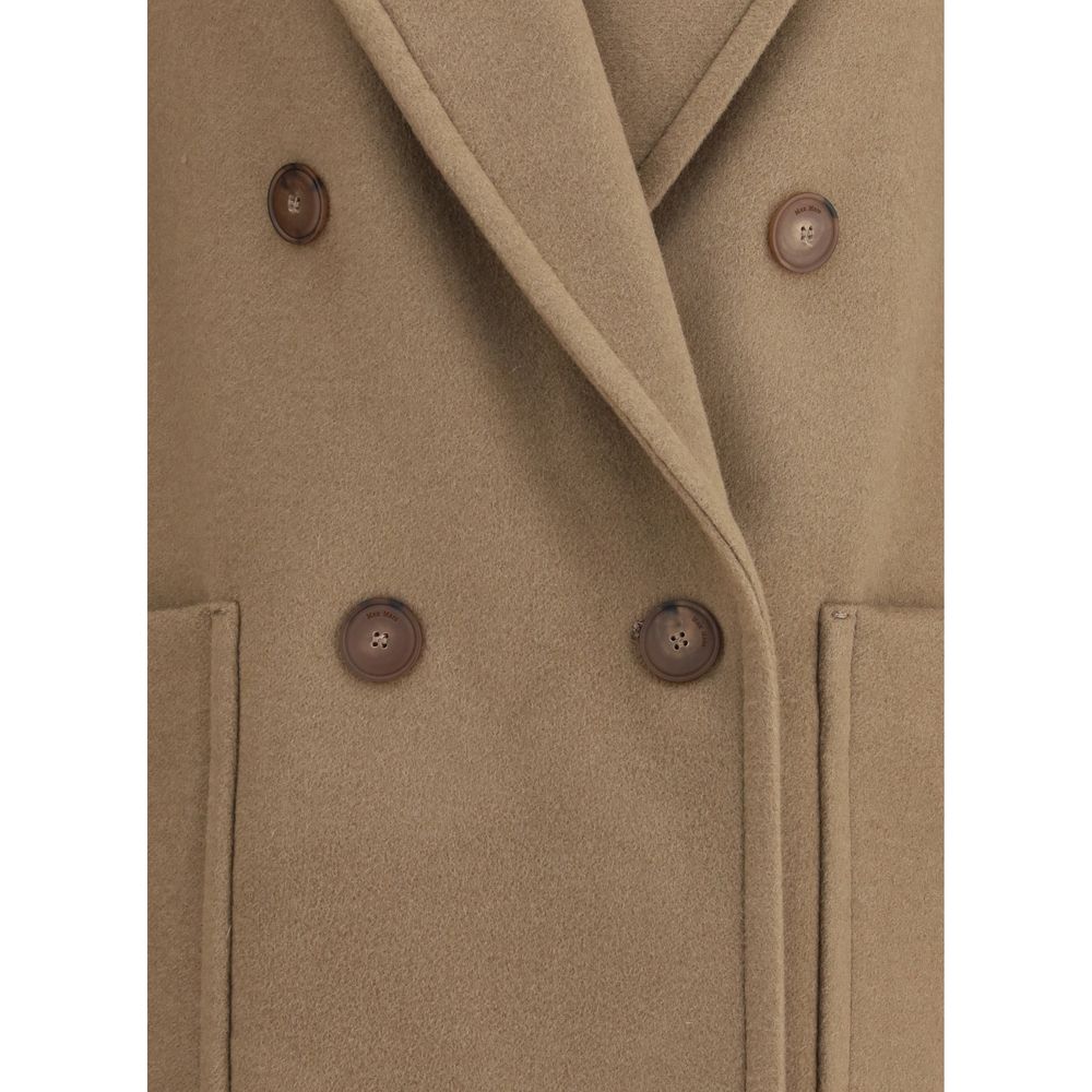 Max Mara Beige Fleece Wool Coat with peaked lapel collar and button closure